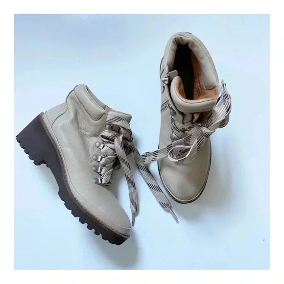 NEW Gentle Souls Mona Leather Lace-Up Bootie size 7.5 - Picture 5 of 13